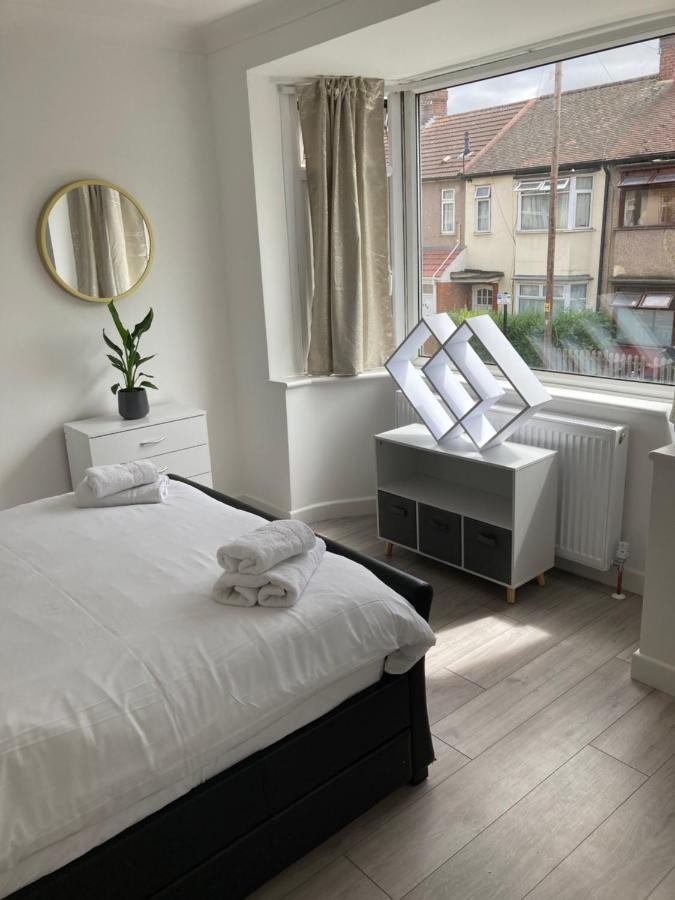 Сasa de vacaciones Gresham - Close To Excel, Contractors, Relocators, Paid Parking