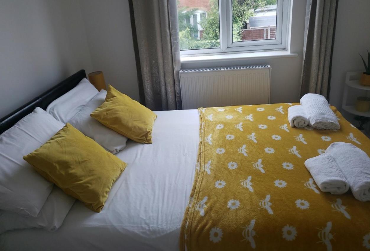 Сasa de vacaciones Gresham - Close To Excel, Contractors, Relocators, Paid Parking
